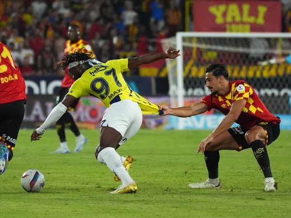 Fenerbahçe, Göztepe ile berabere kaldı